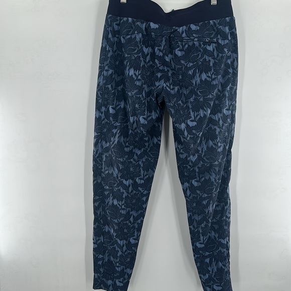 Athleta Trekkie North Jogger Ethereal Bloom Cottage 6T‎ - Picture 7 of 8